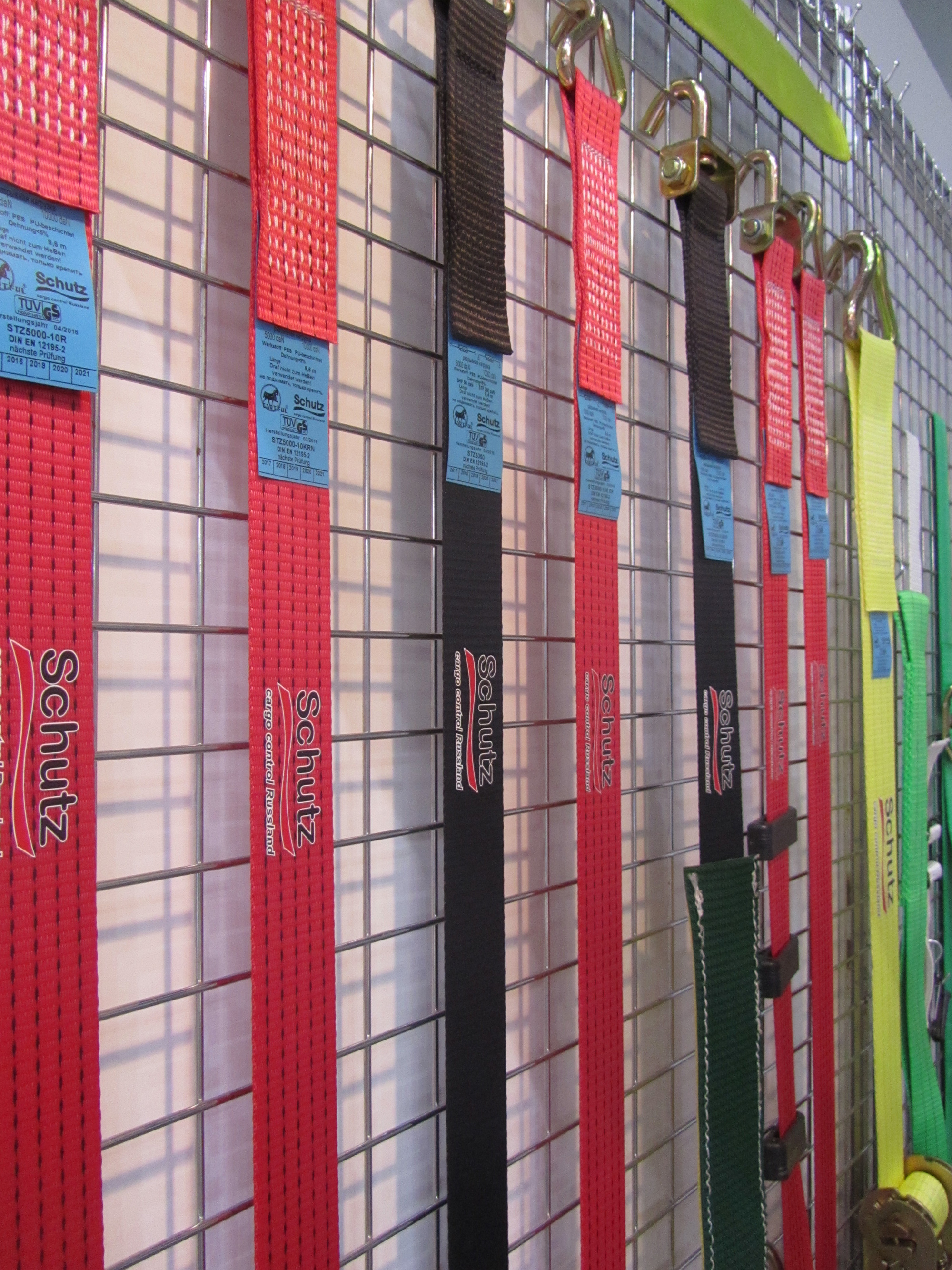 КАТФУЛ на выставке ТрансРоссия 2016, стяжные ремни, Надувные пакеты Bates Cargo Pak, Ty-Gard 2000, Распорка Void-Gard, оборудование для безопасной транспортировки груза, Современные средства фиксации, размещение и крепление груза