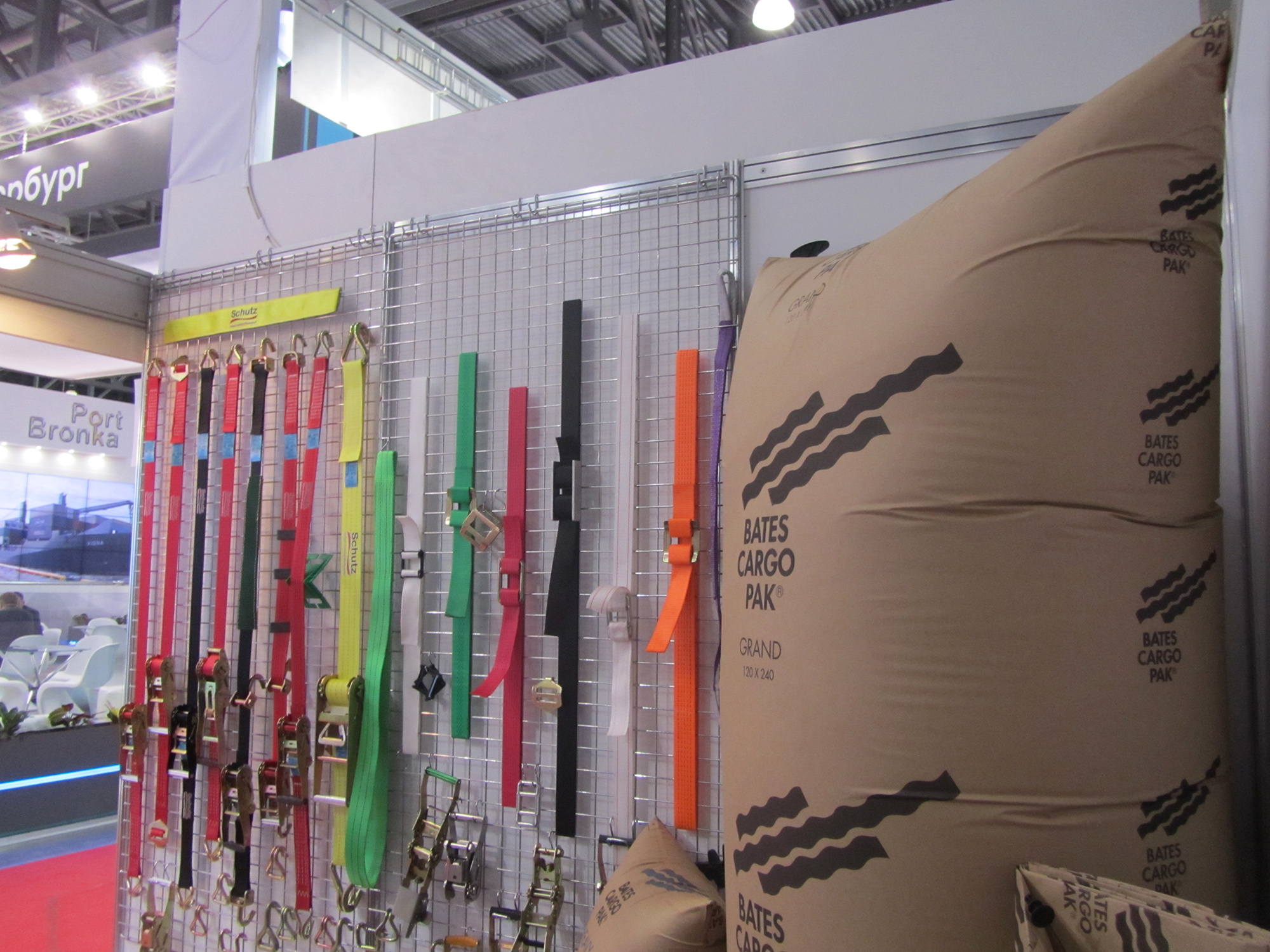 КАТФУЛ на выставке ТрансРоссия 2016, стяжные ремни, Надувные пакеты Bates Cargo Pak, Ty-Gard 2000, Распорка Void-Gard, оборудование для безопасной транспортировки груза, Современные средства фиксации, размещение и крепление груза